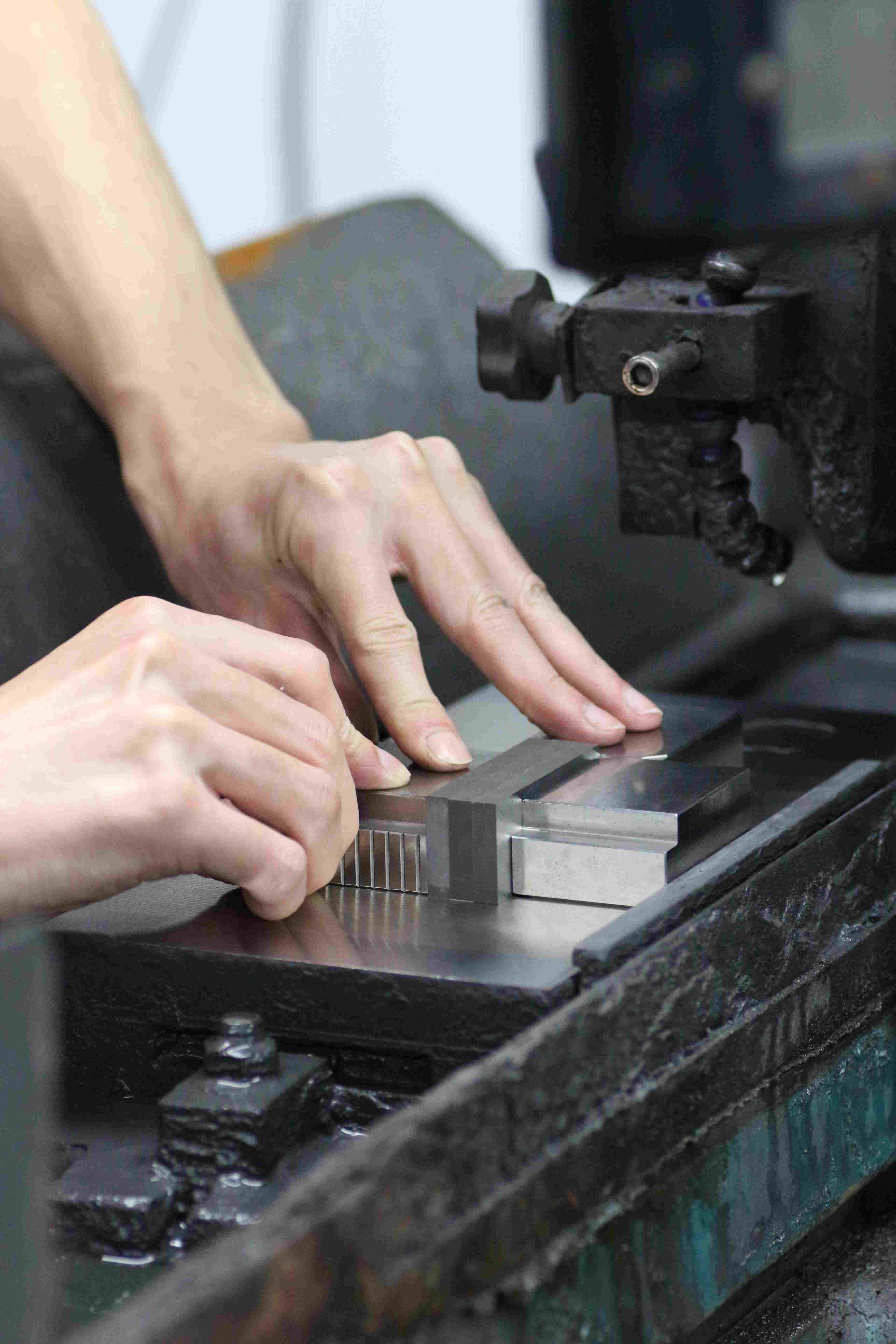 Key Factors Affecting the Precision of Stamping Mold Components Machining